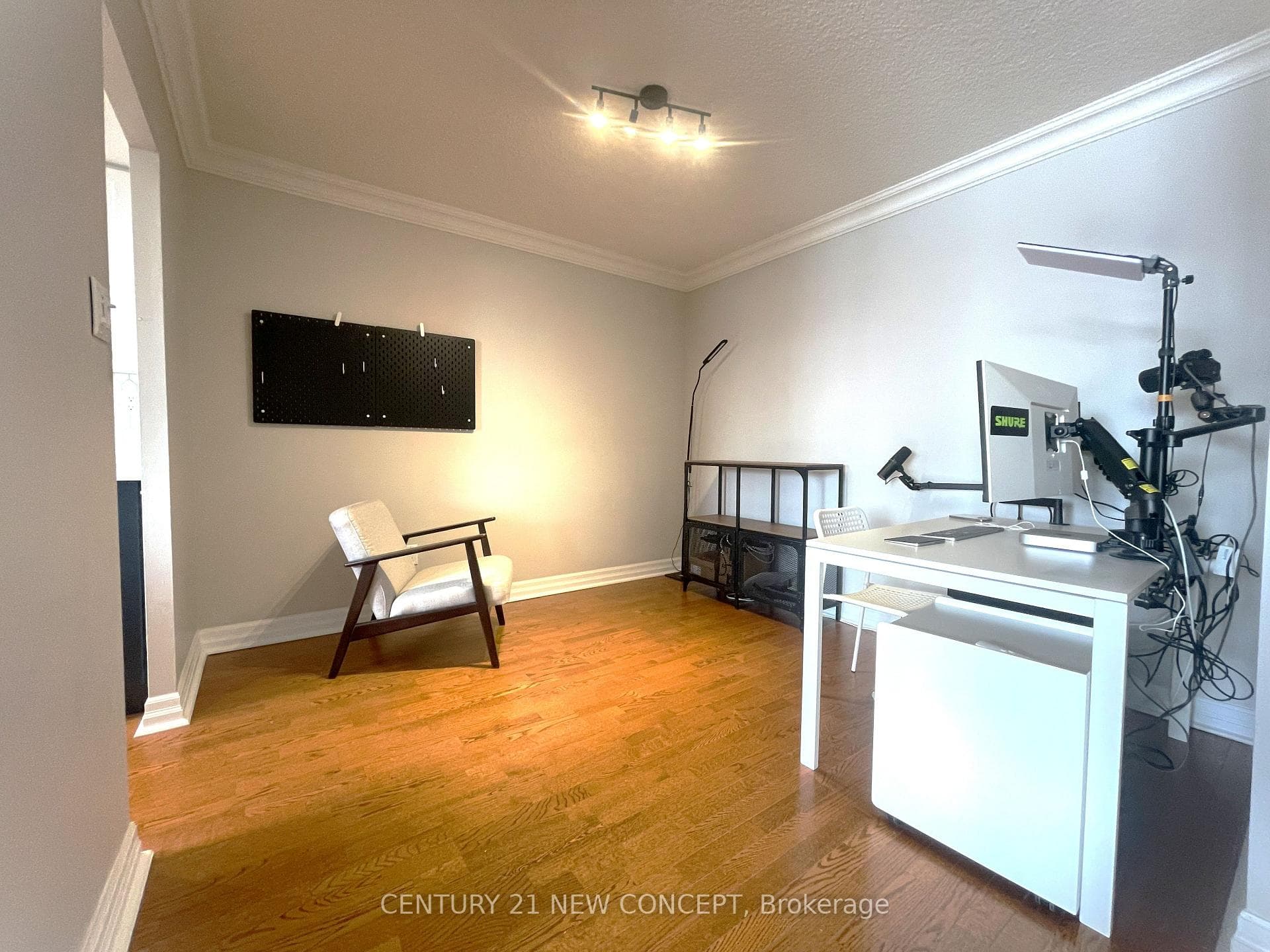 7811 Yonge Street Unit 207 photo 14