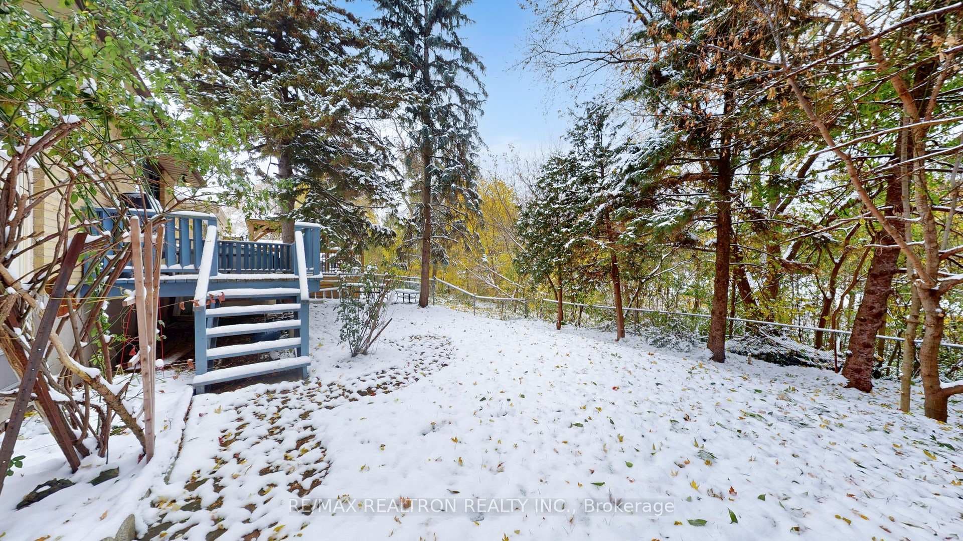 69 Mossbank Drive photo 14