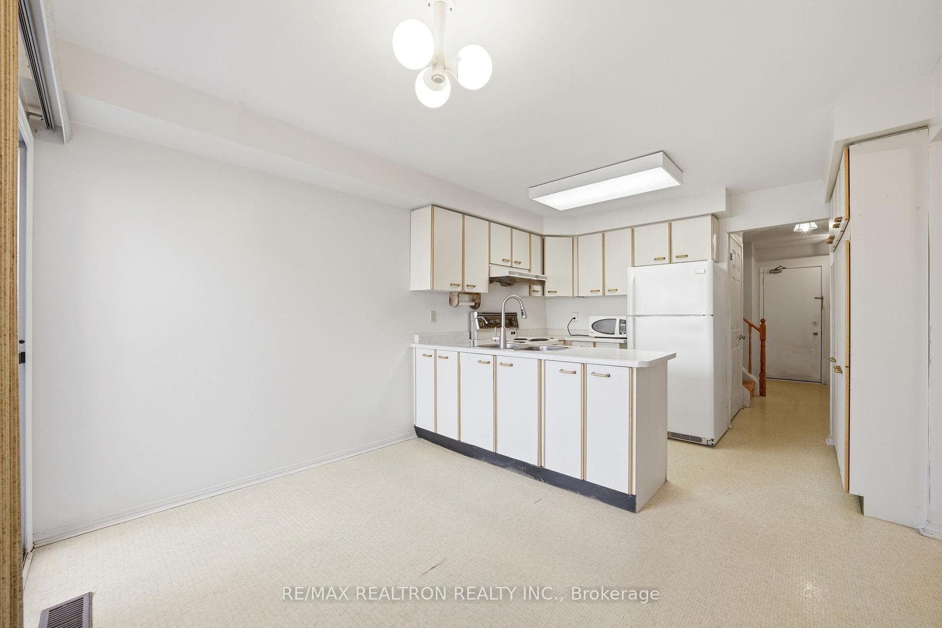 81 Nettlecreek Crescent photo 11