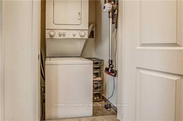 180 Howden Boulevard Unit 52 photo 4