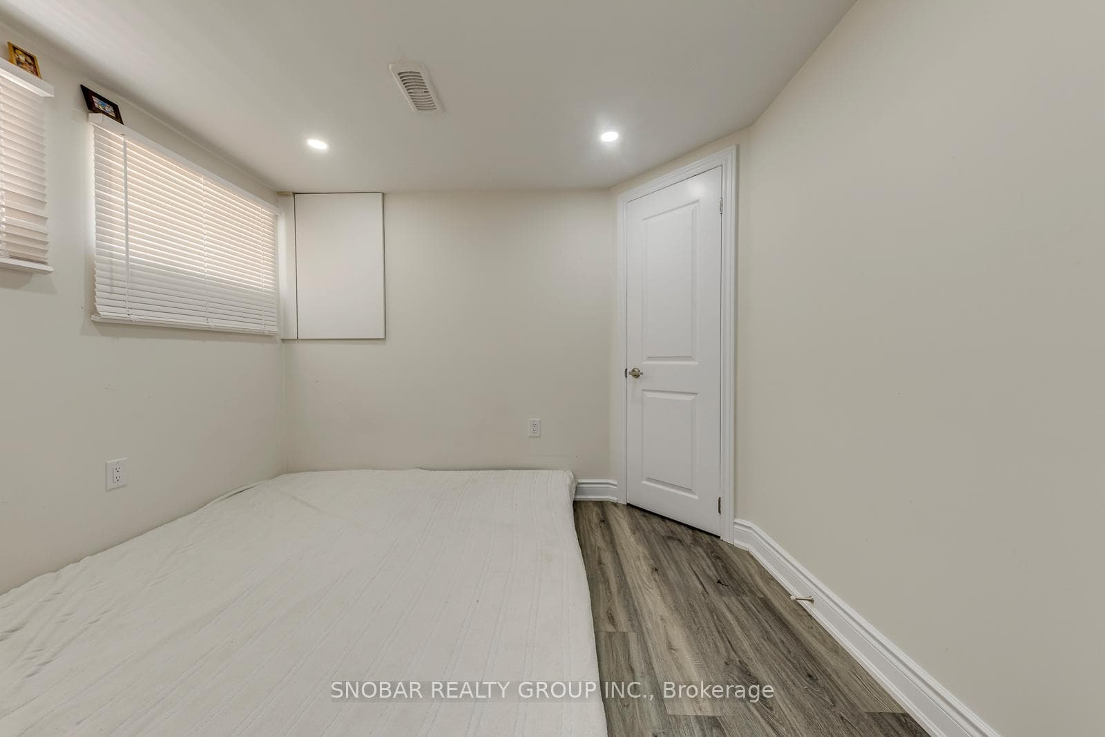 163 Gracedale Boulevard photo 21