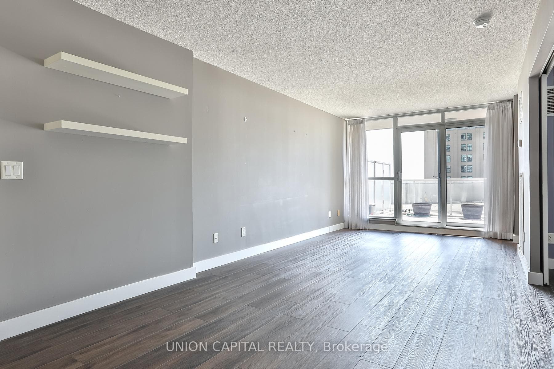 8 York Street Unit 409 photo 10