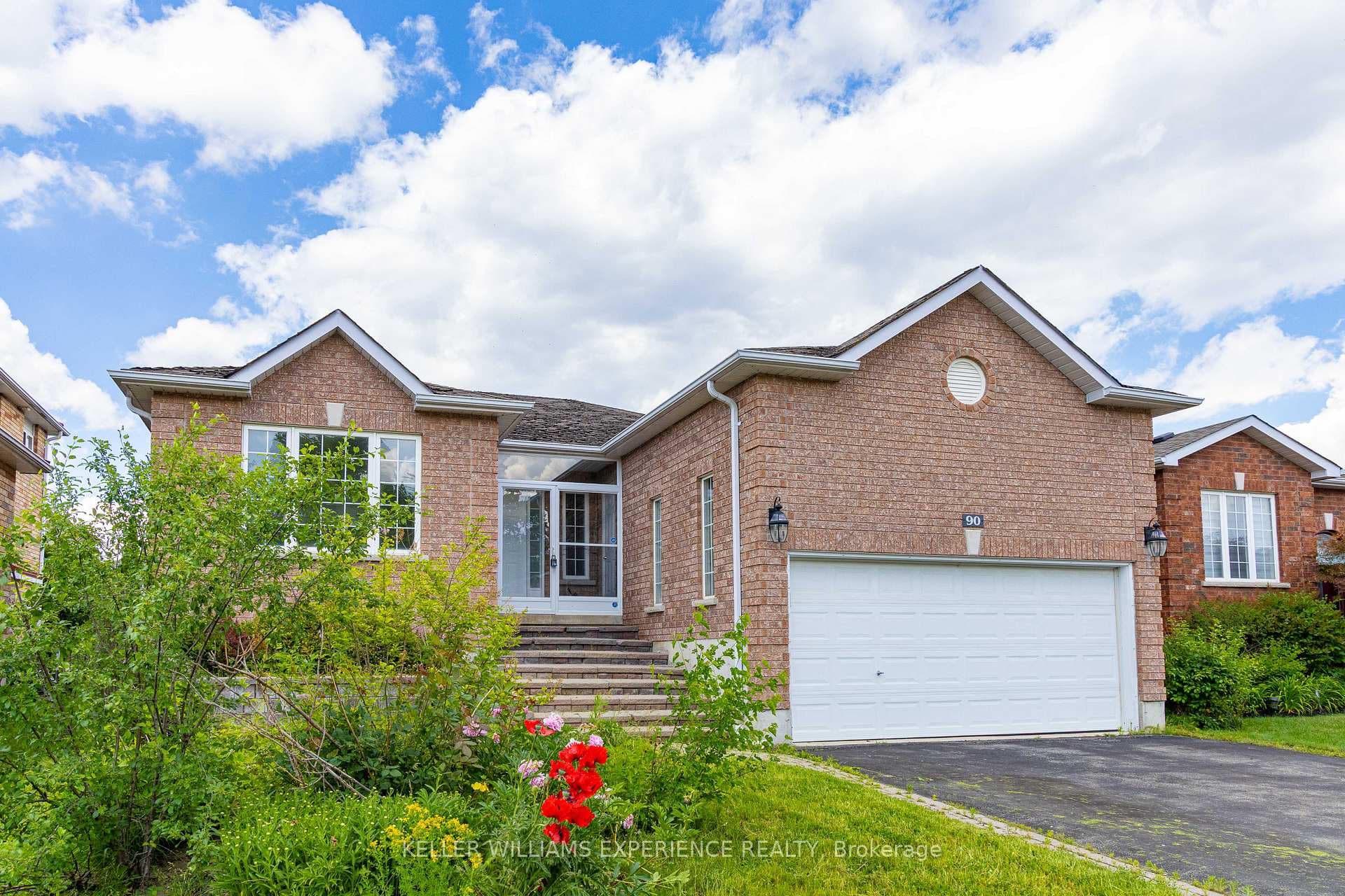 90 Sproule Drive photo 2