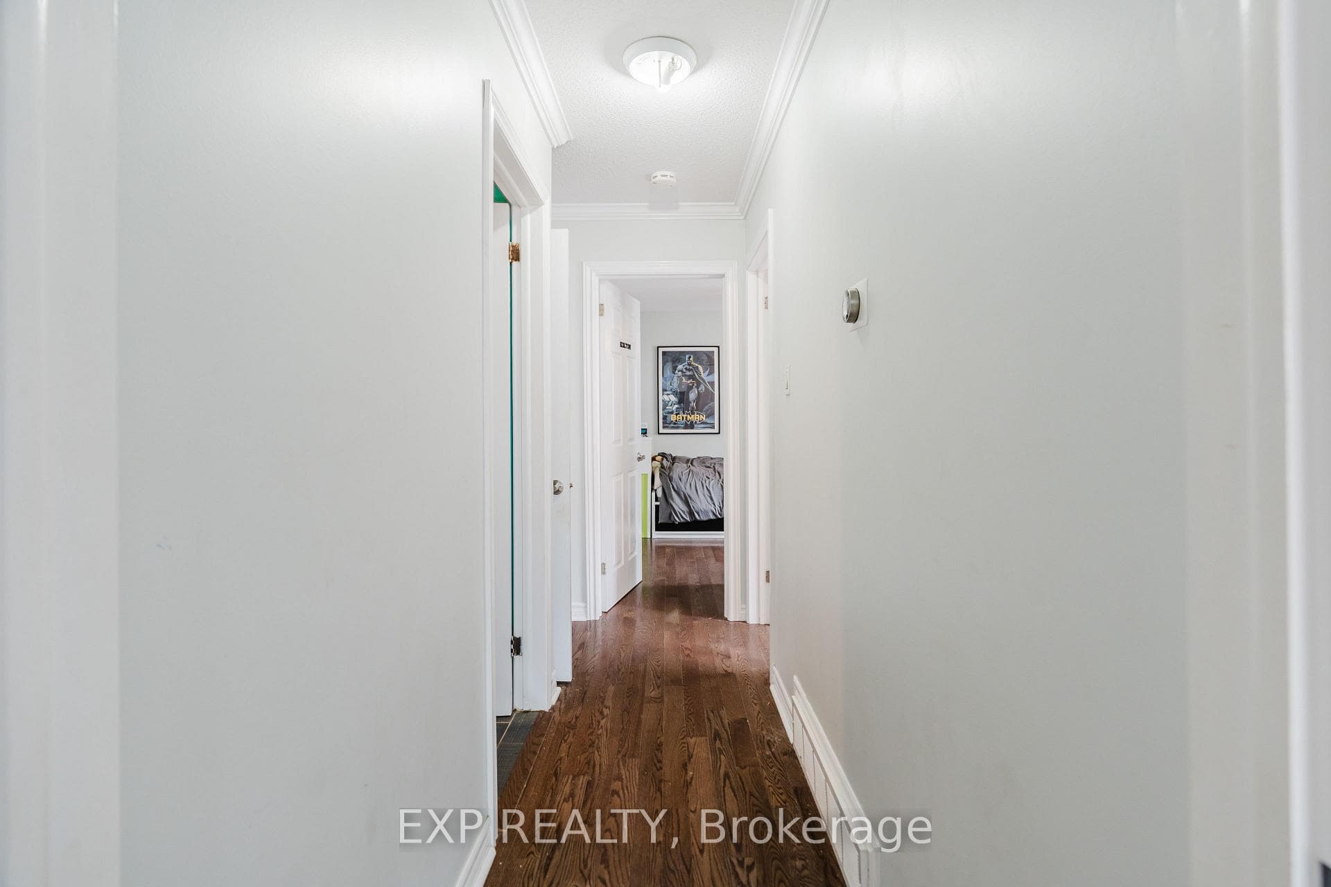 2136 Fillmore Crescent photo 21