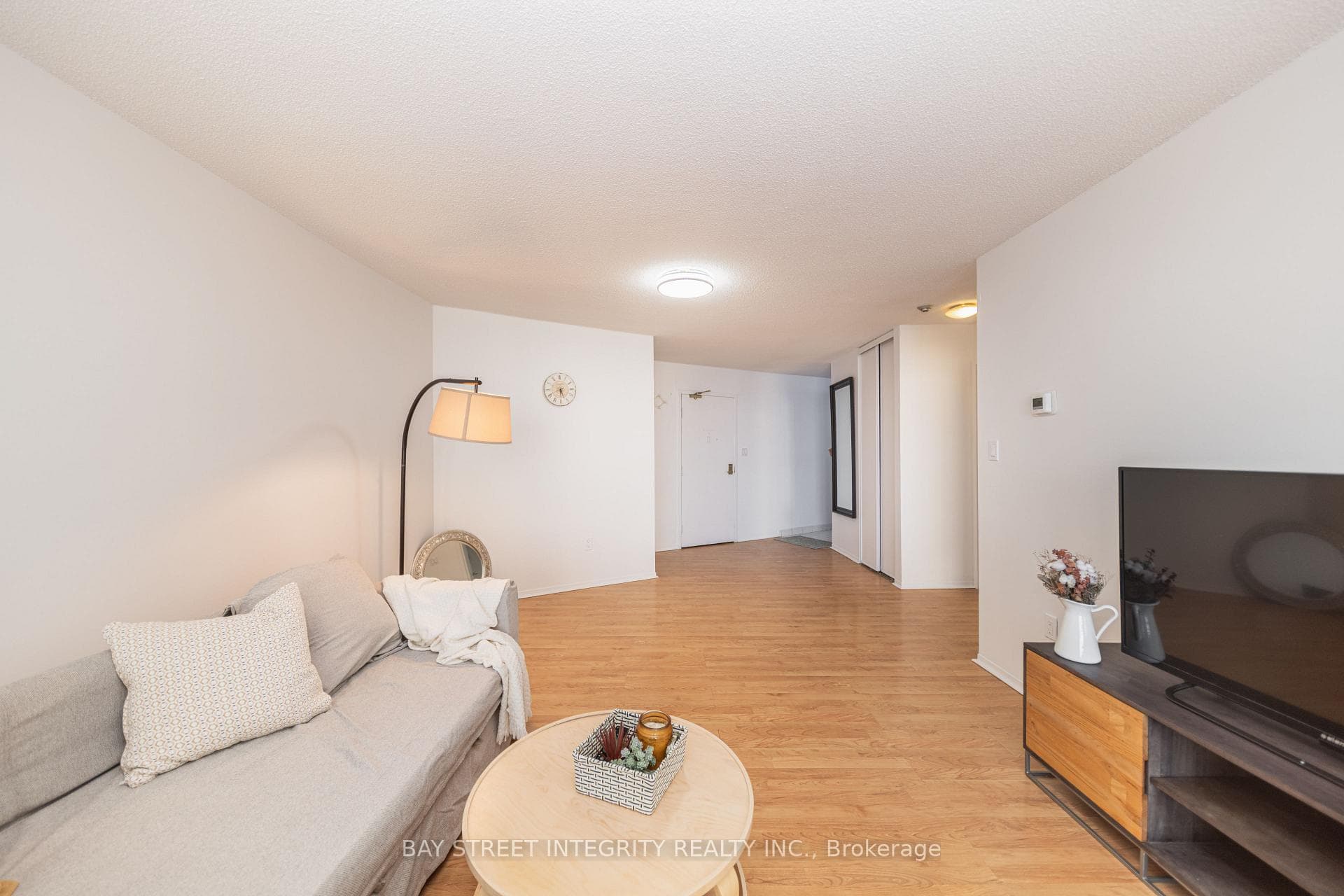 270 Queens Quay N/A Unit 1107 photo 10