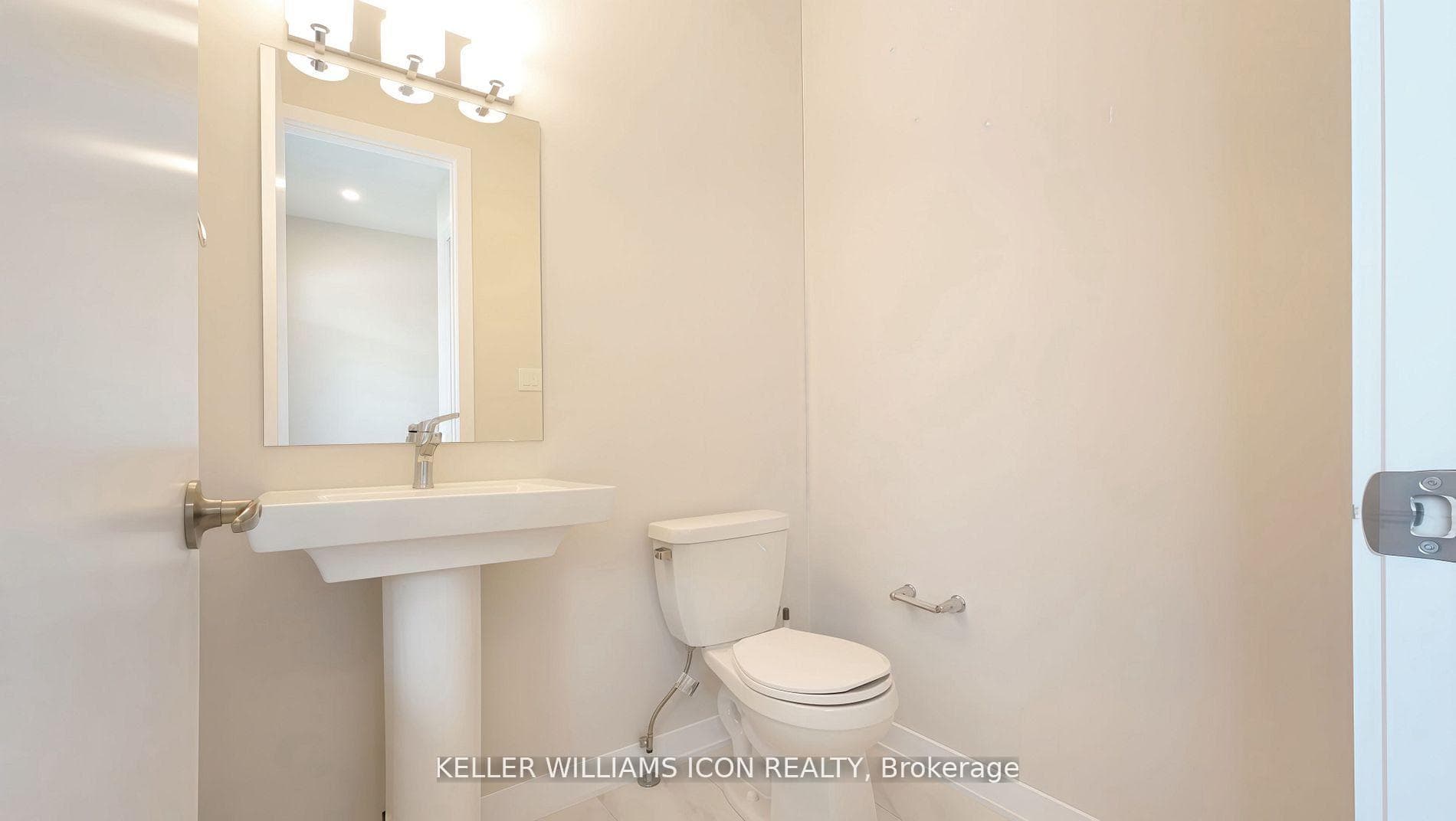 319 Canadensis Lane photo 9