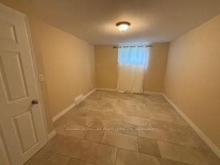 588 King Street Unit B photo 4