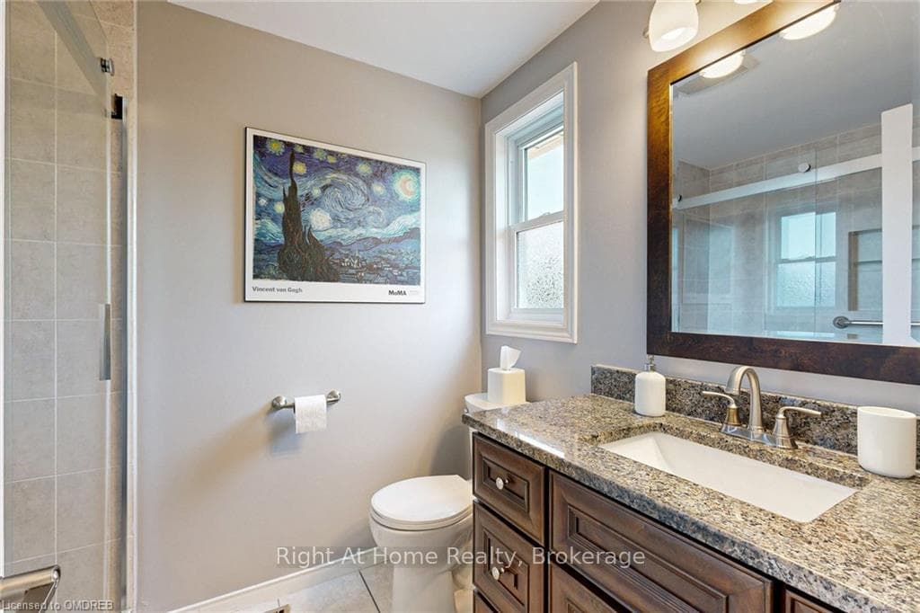 318 ERINBROOK Drive photo 18
