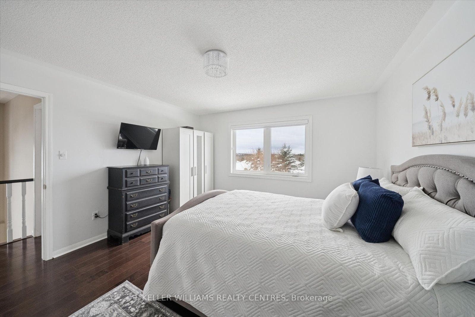 114 Mainprize Crescent photo 19