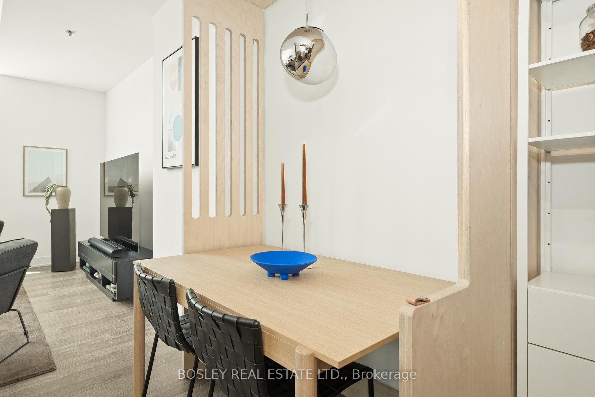 510 King Street Unit 109 photo 14