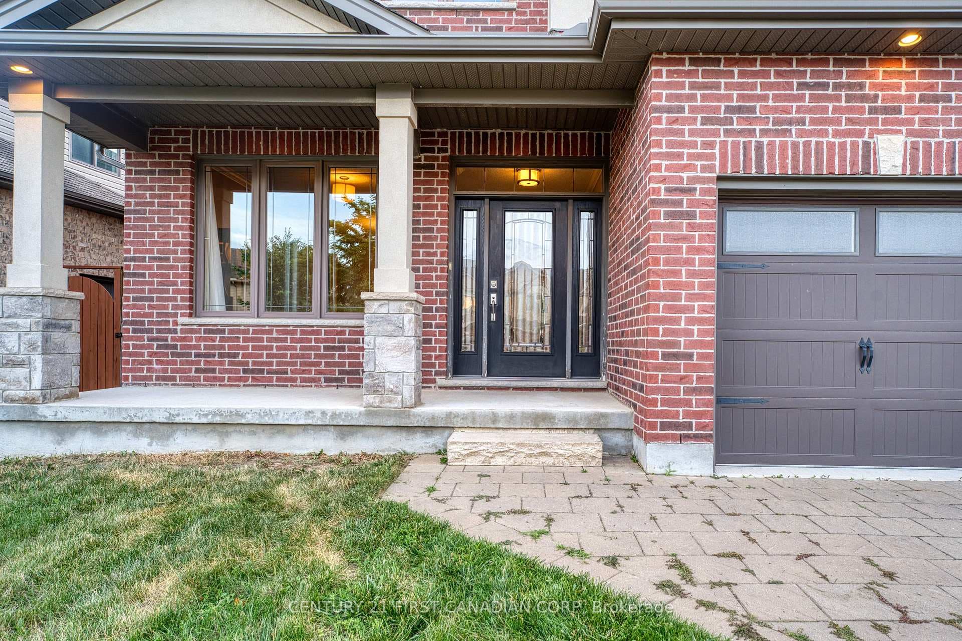 3429 Singleton Avenue photo 4