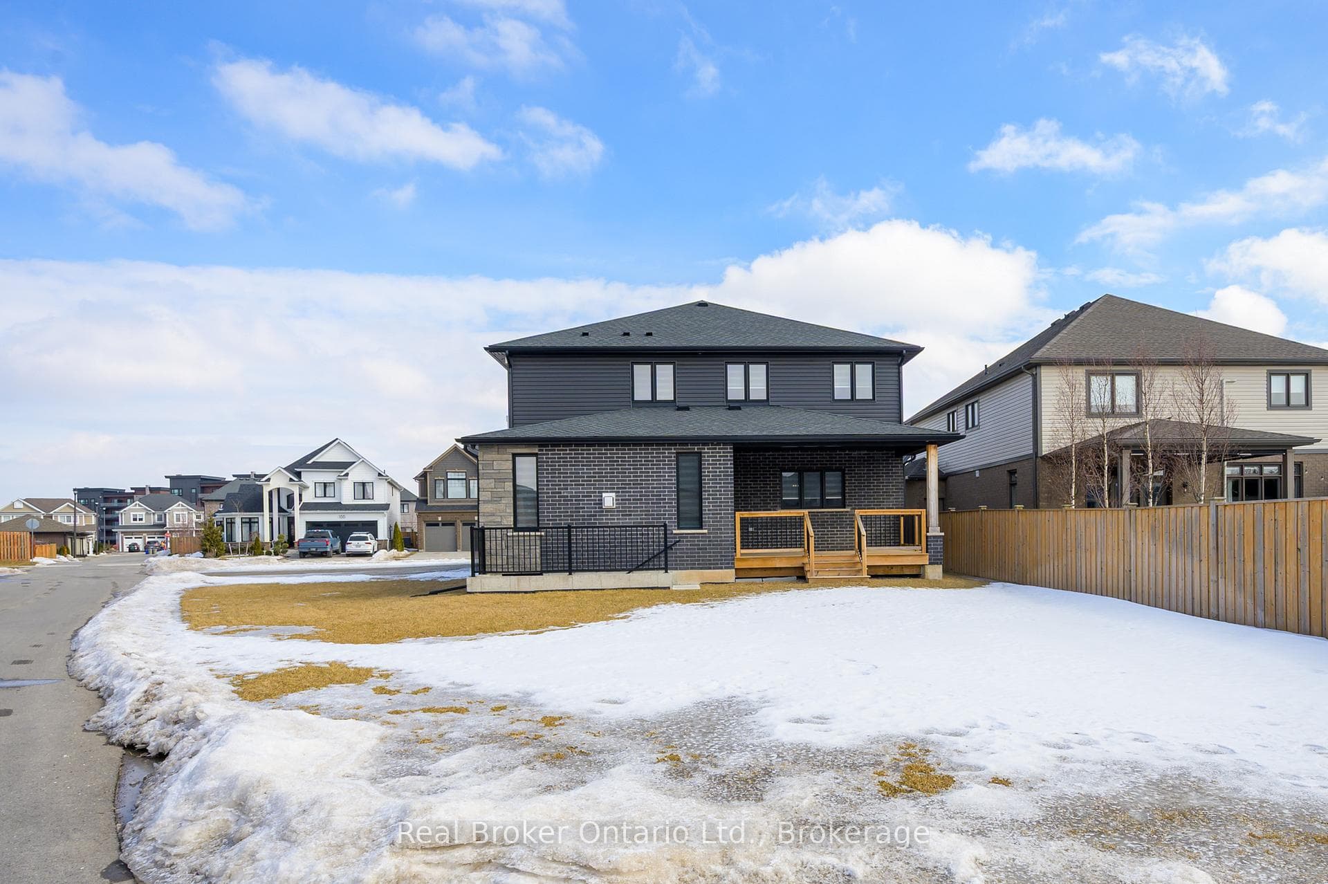 148 Susan Drive photo 43