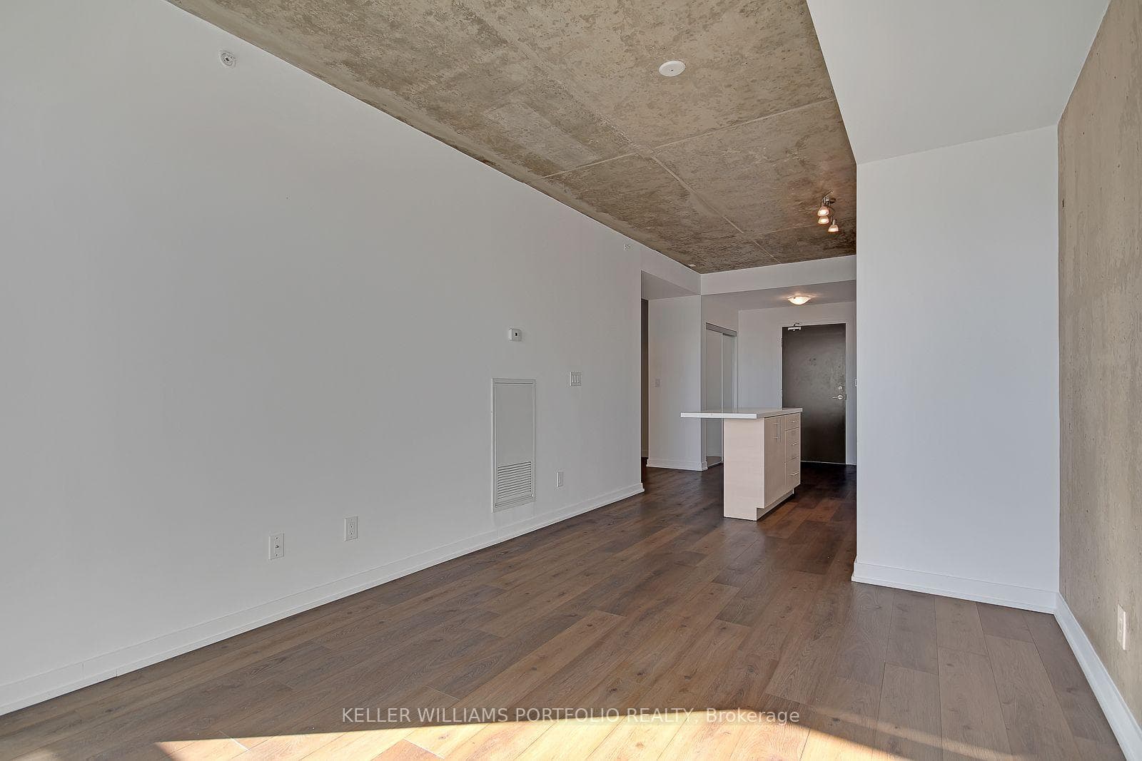 205 Manning Avenue Unit 506 photo 13