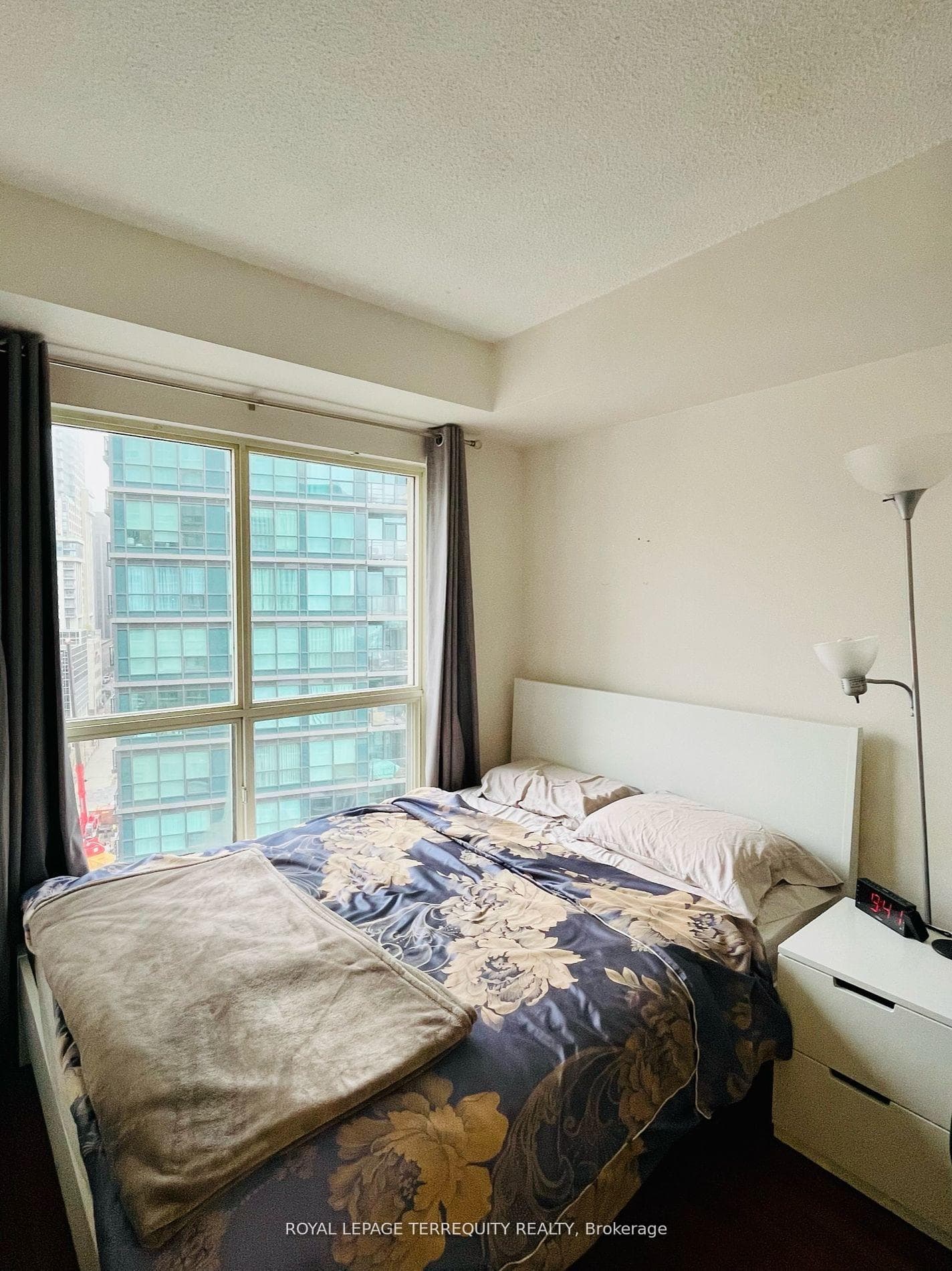 25 The Esplanade N/A Unit 1412 photo 8