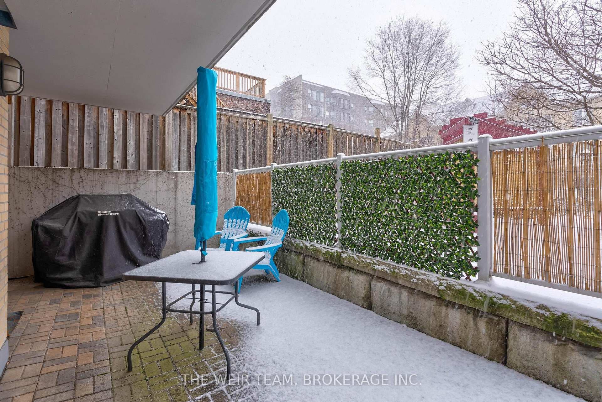 207 Wellesley Street Unit 104 photo 23