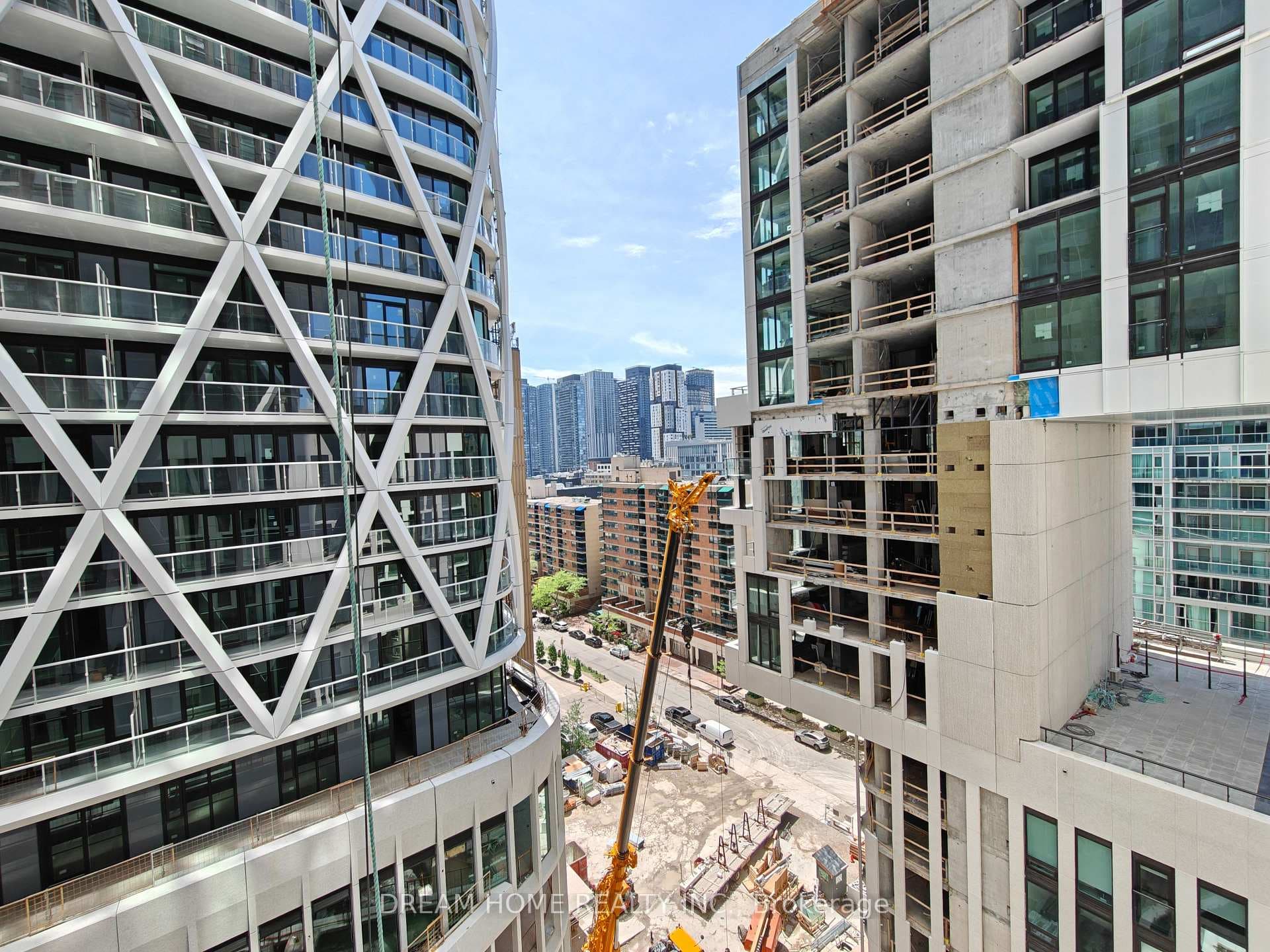 238 Simcoe Street Unit 1107 photo 24
