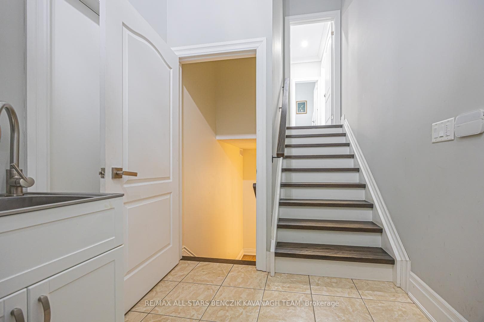 2237 Hackett Place photo 25