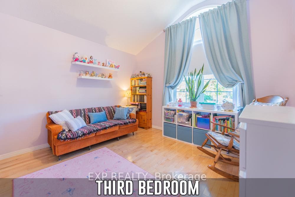 78 Spencer Avenue photo 14
