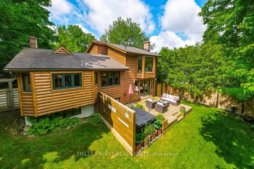 463 Ann Street photo 29