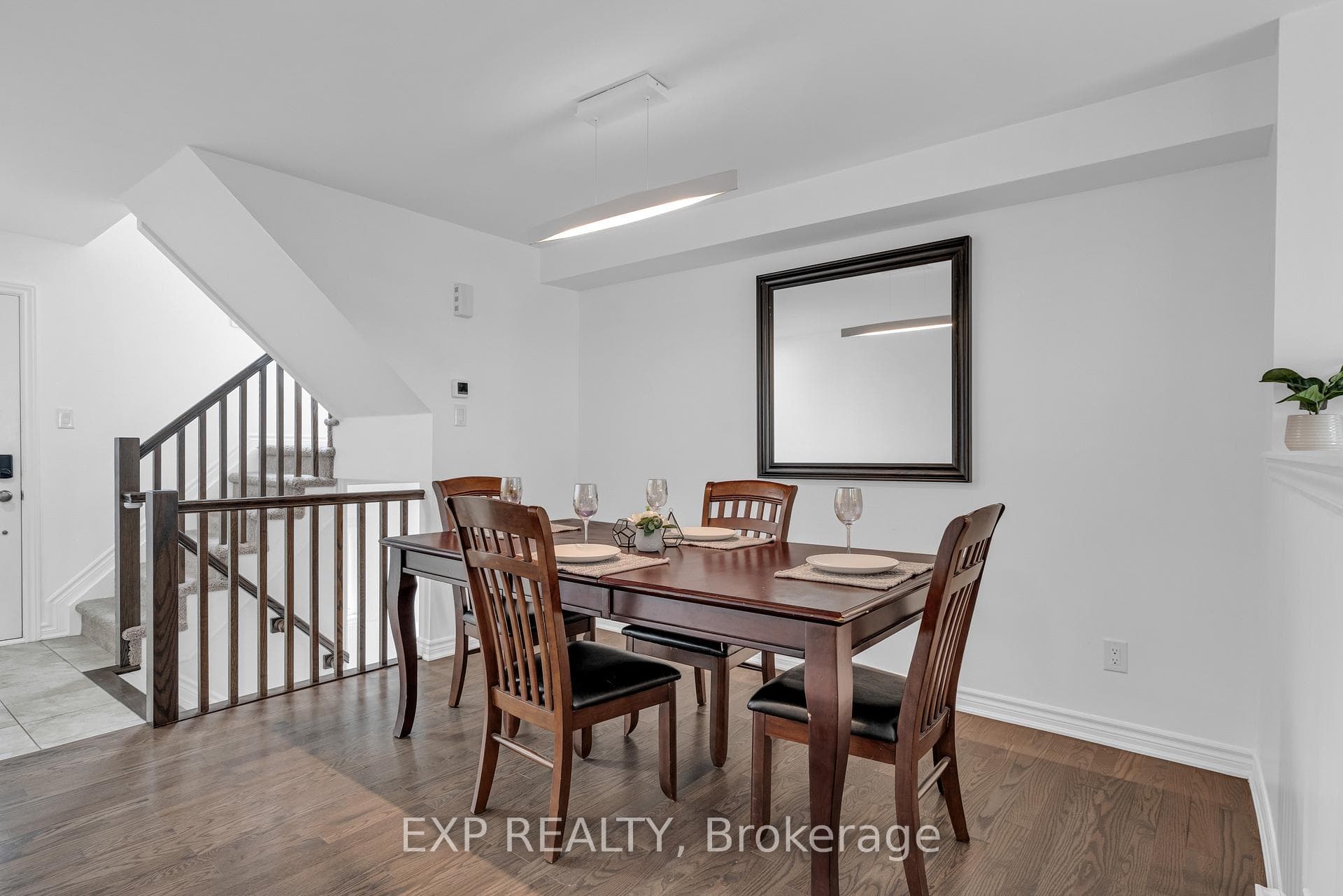 709 Maloja Way photo 7
