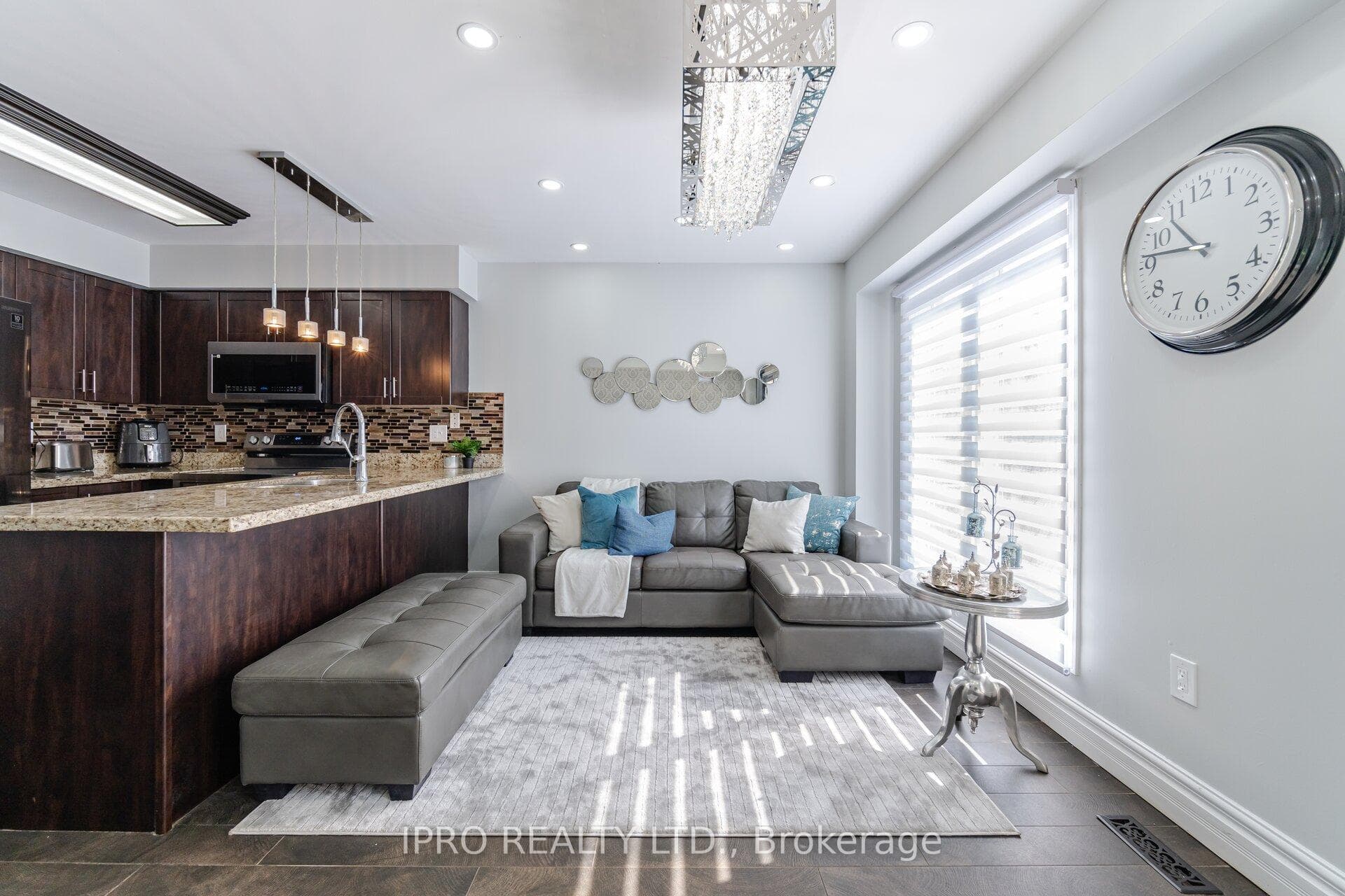 30 Mount Ranier Crescent photo 15
