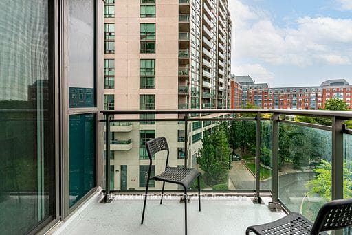 88 Grangeway Avenue Unit 609 photo 20