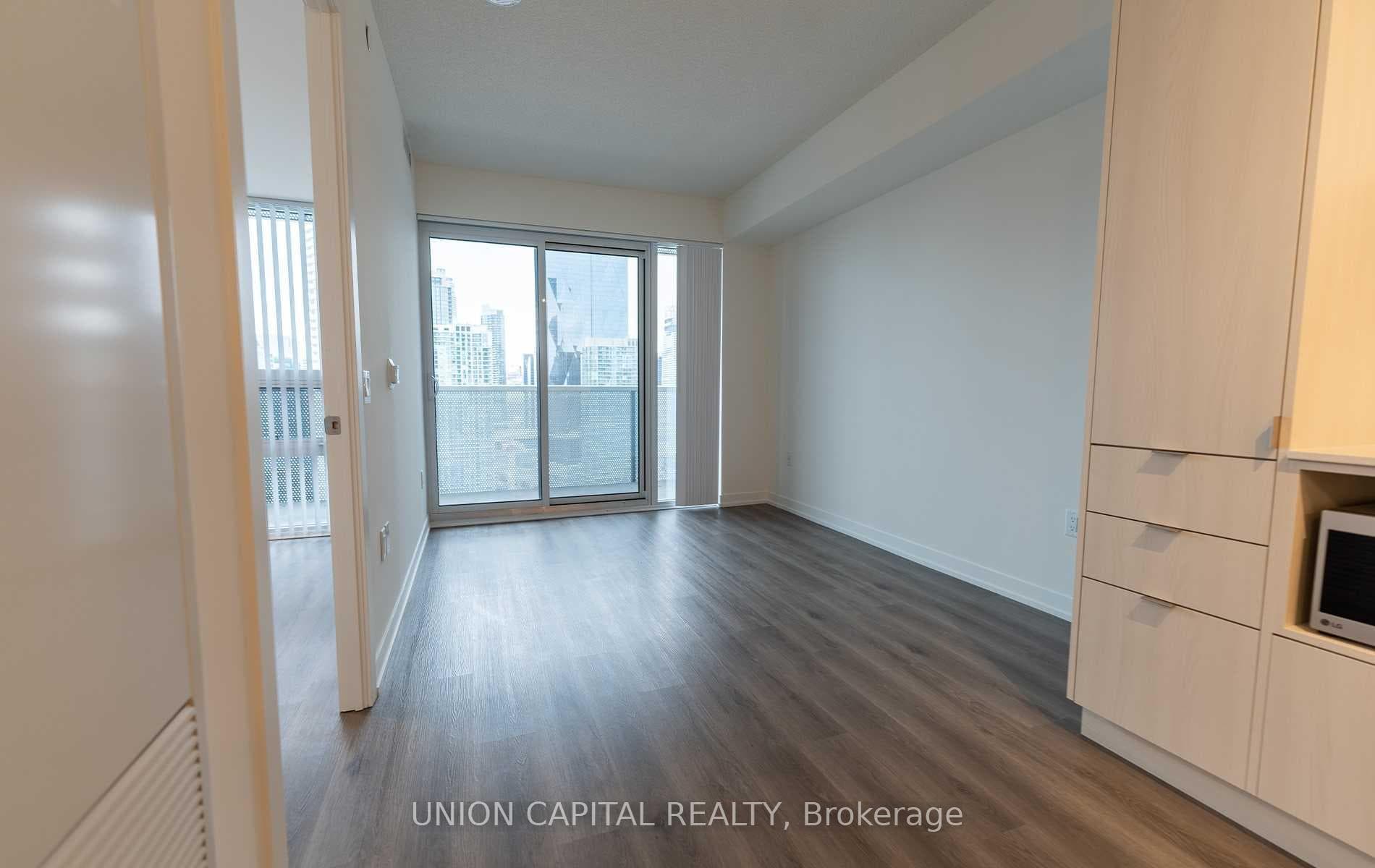 138 Downes Street Unit 2912 photo 7