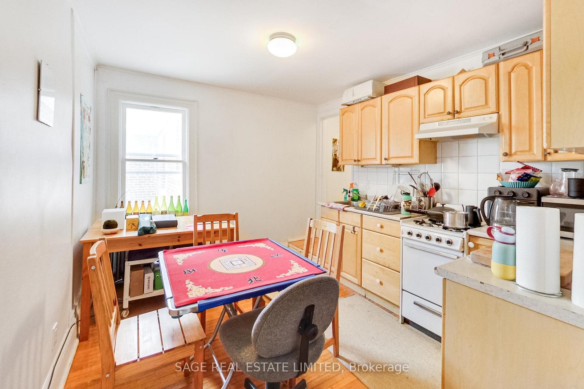 31 Emerson Avenue photo 19