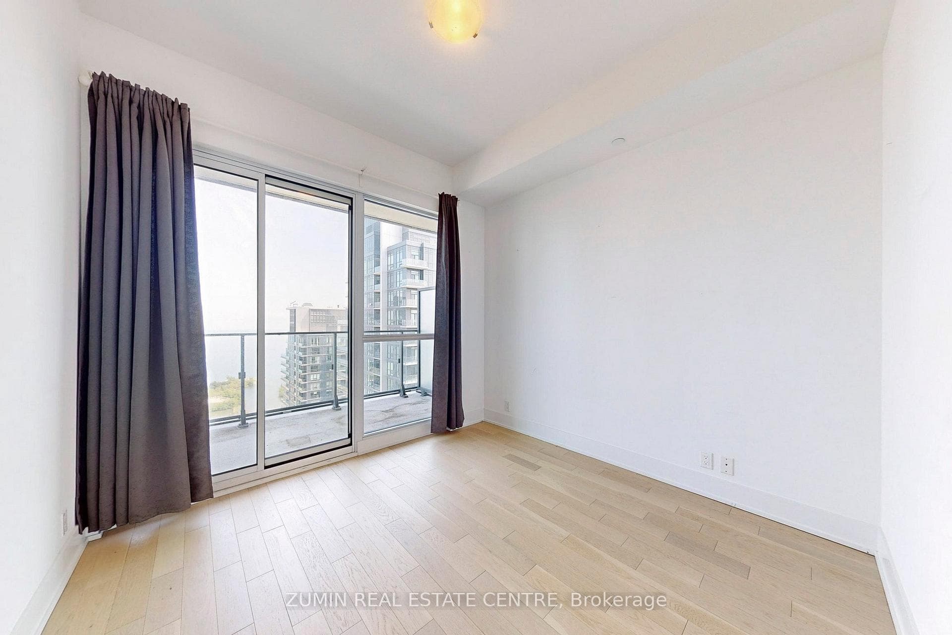 10 Park Lawn Road Unit LPH09 photo 17