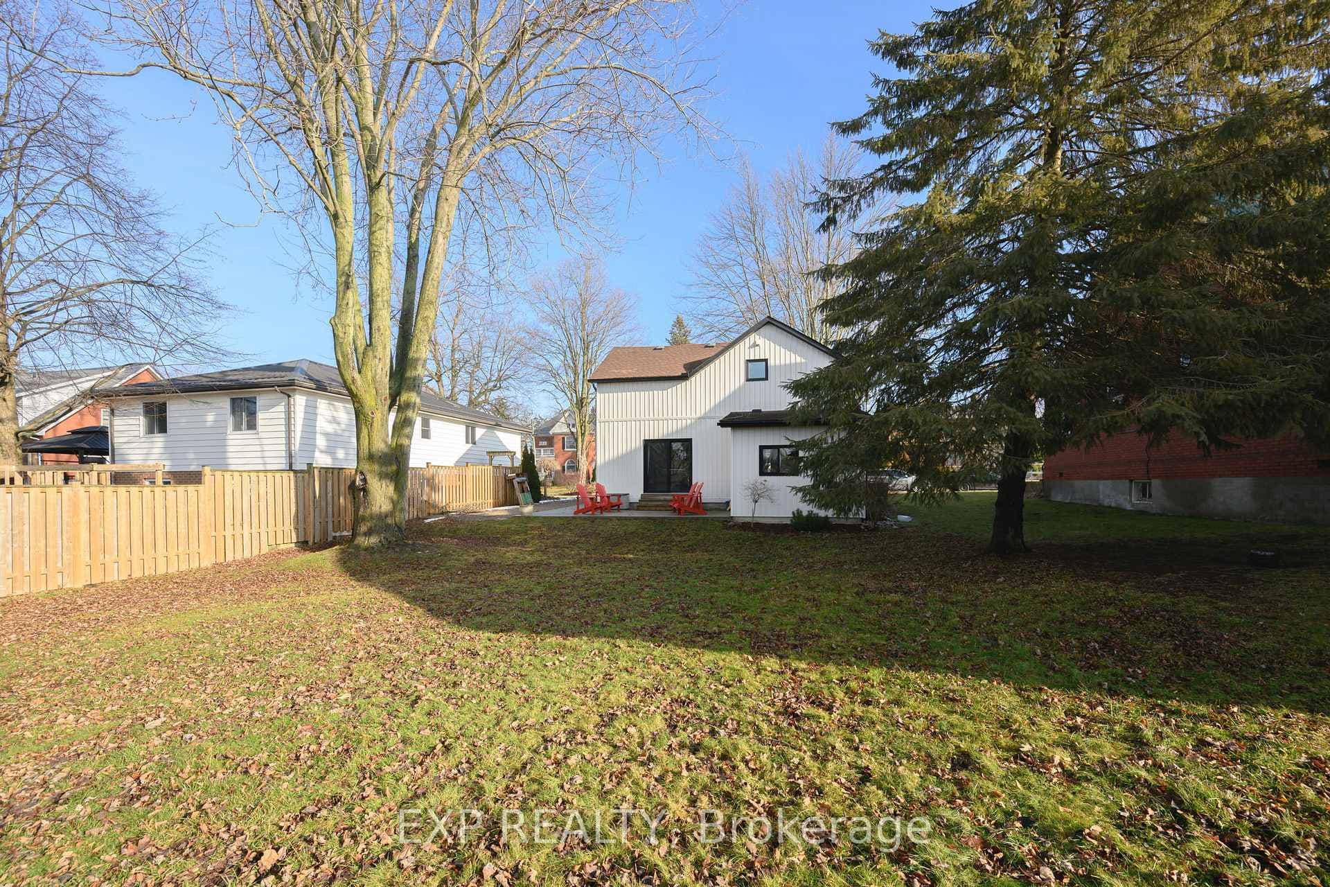 164 Nancy Street photo 25