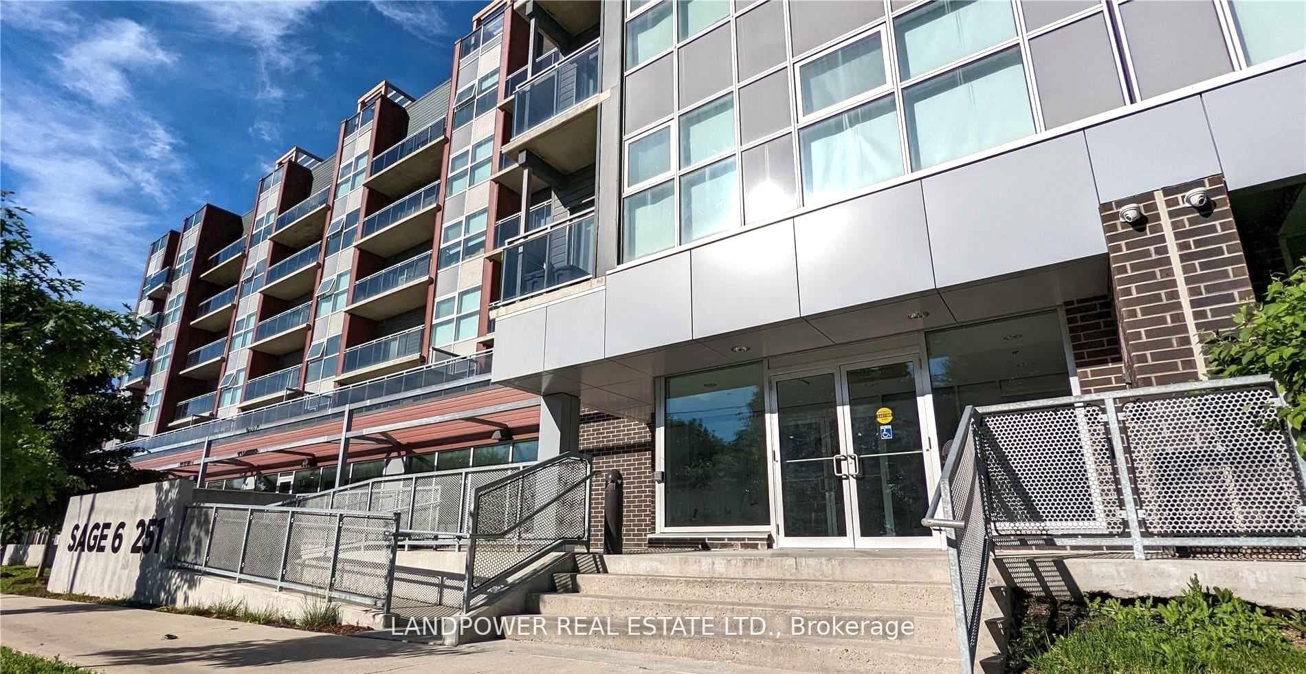 251 Hemlock Street Unit 602 photo 2