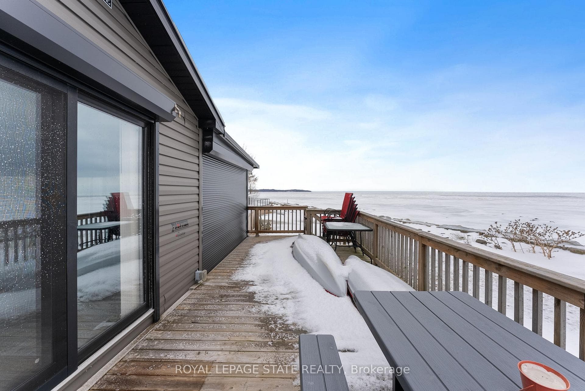 490 Empire Road photo 16