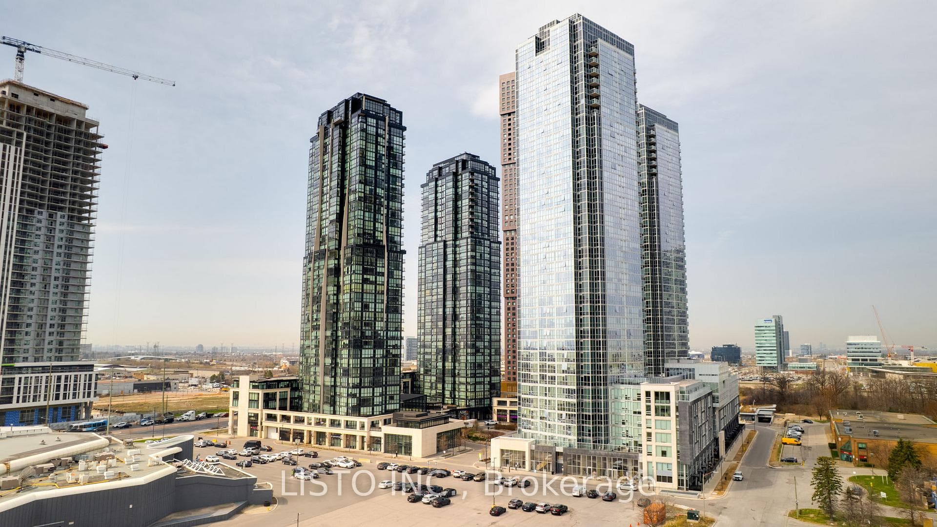 2908 Highway 7 Road Unit 523E photo 1