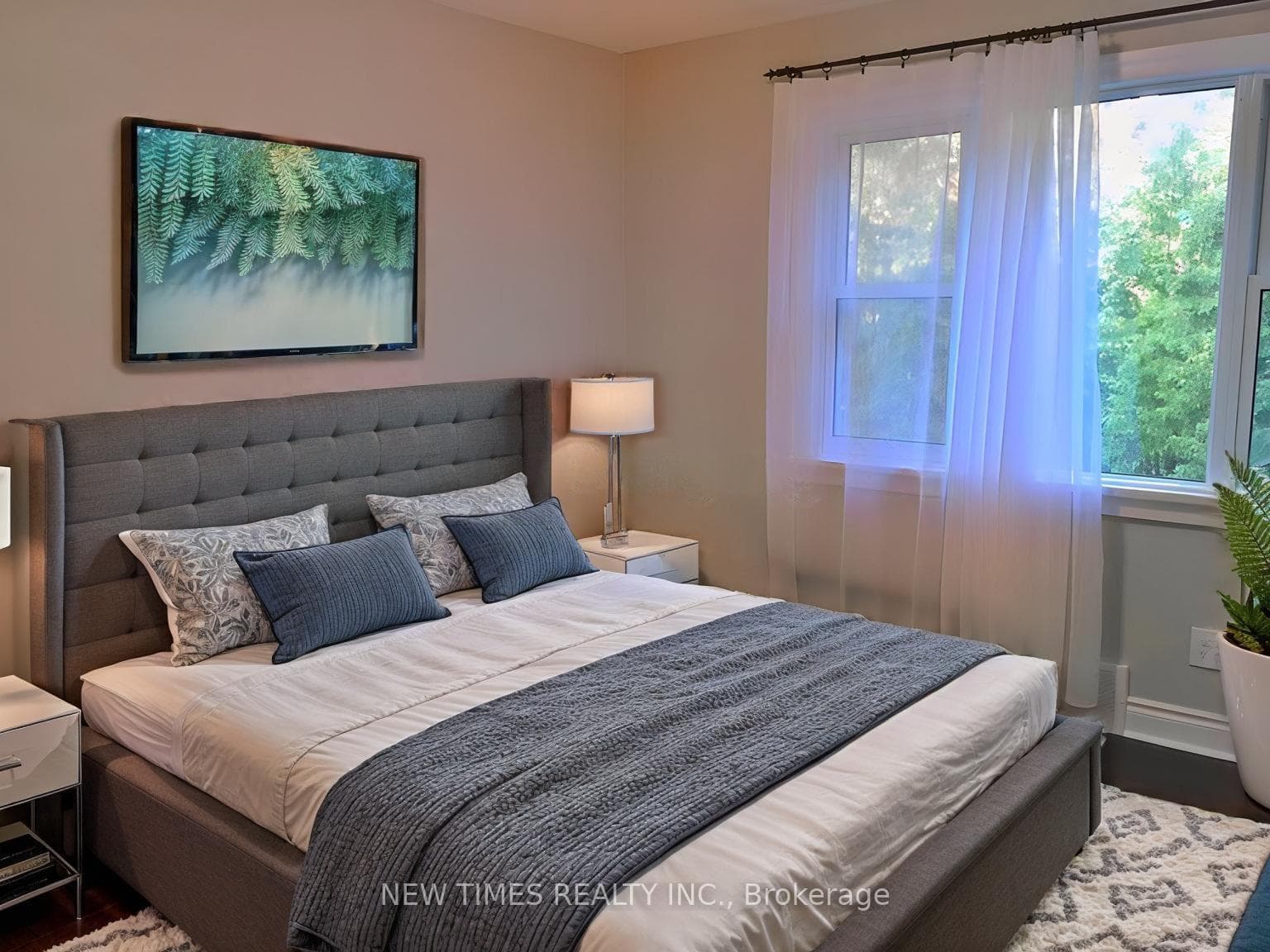 190 GLENDALE Avenue photo 6