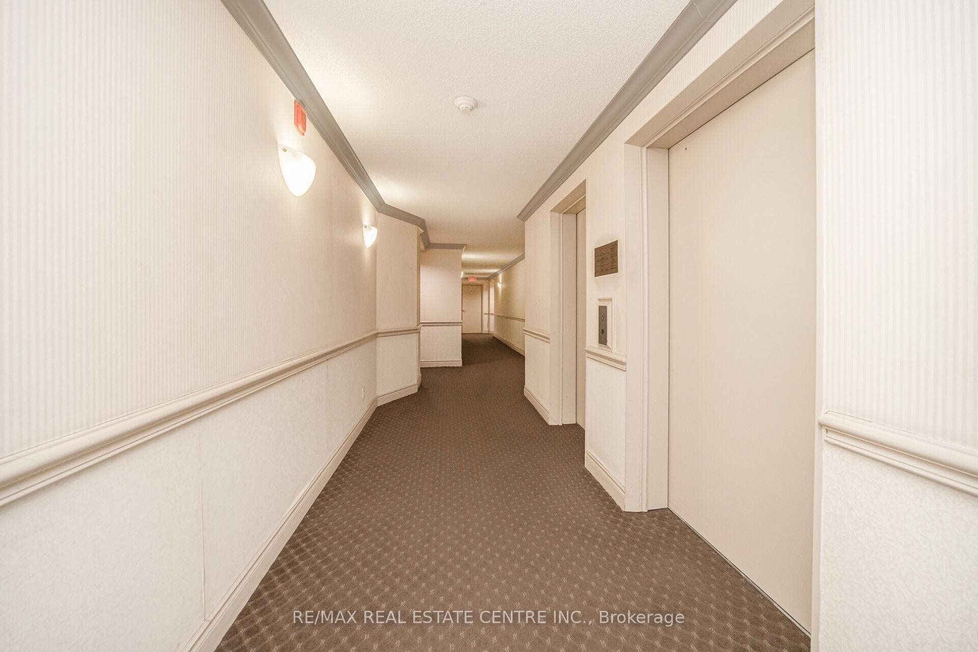 3 Dayspring Circle Unit 301 photo 9