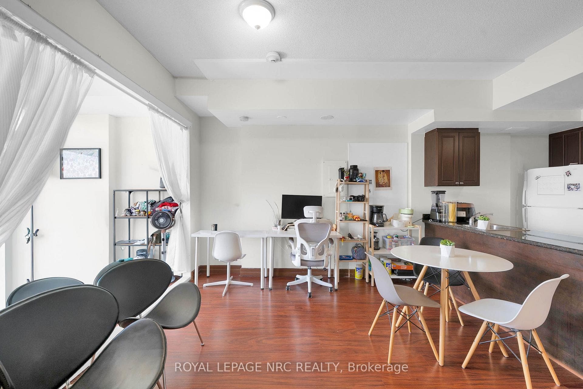 15 Maplewood Avenue Unit PH 6 photo 10
