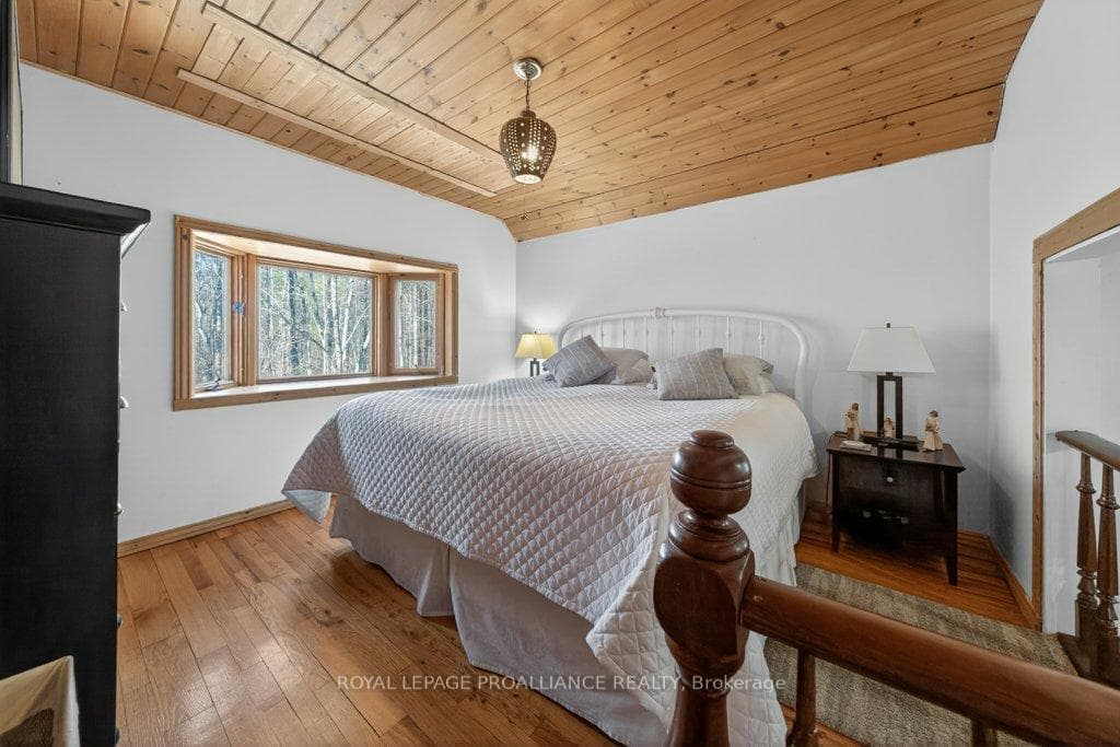 Bedroom - Main Floor