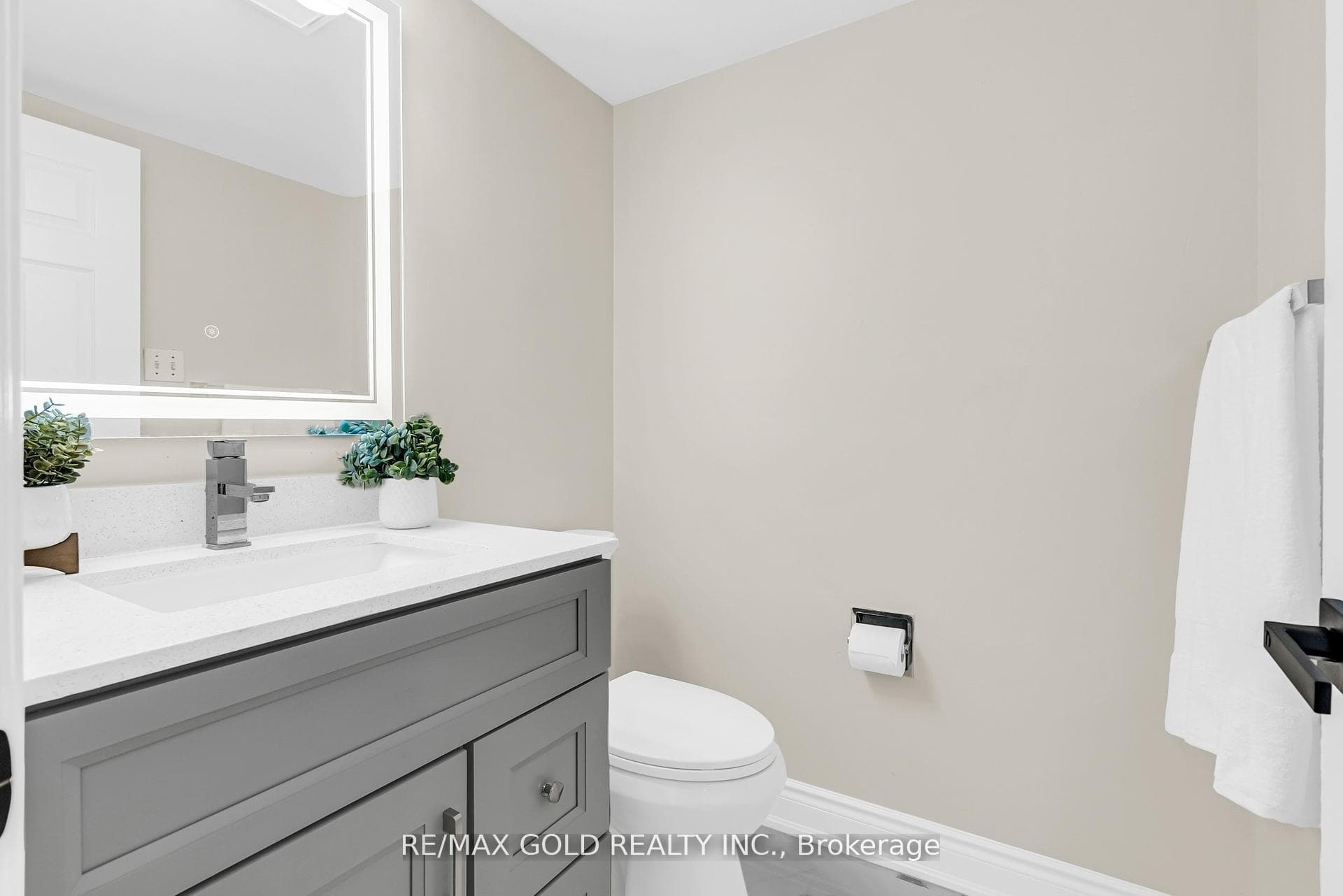 2901 Gardenview Crescent photo 15