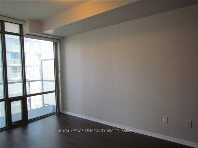 38 Grenville Street Unit 2201 photo 4