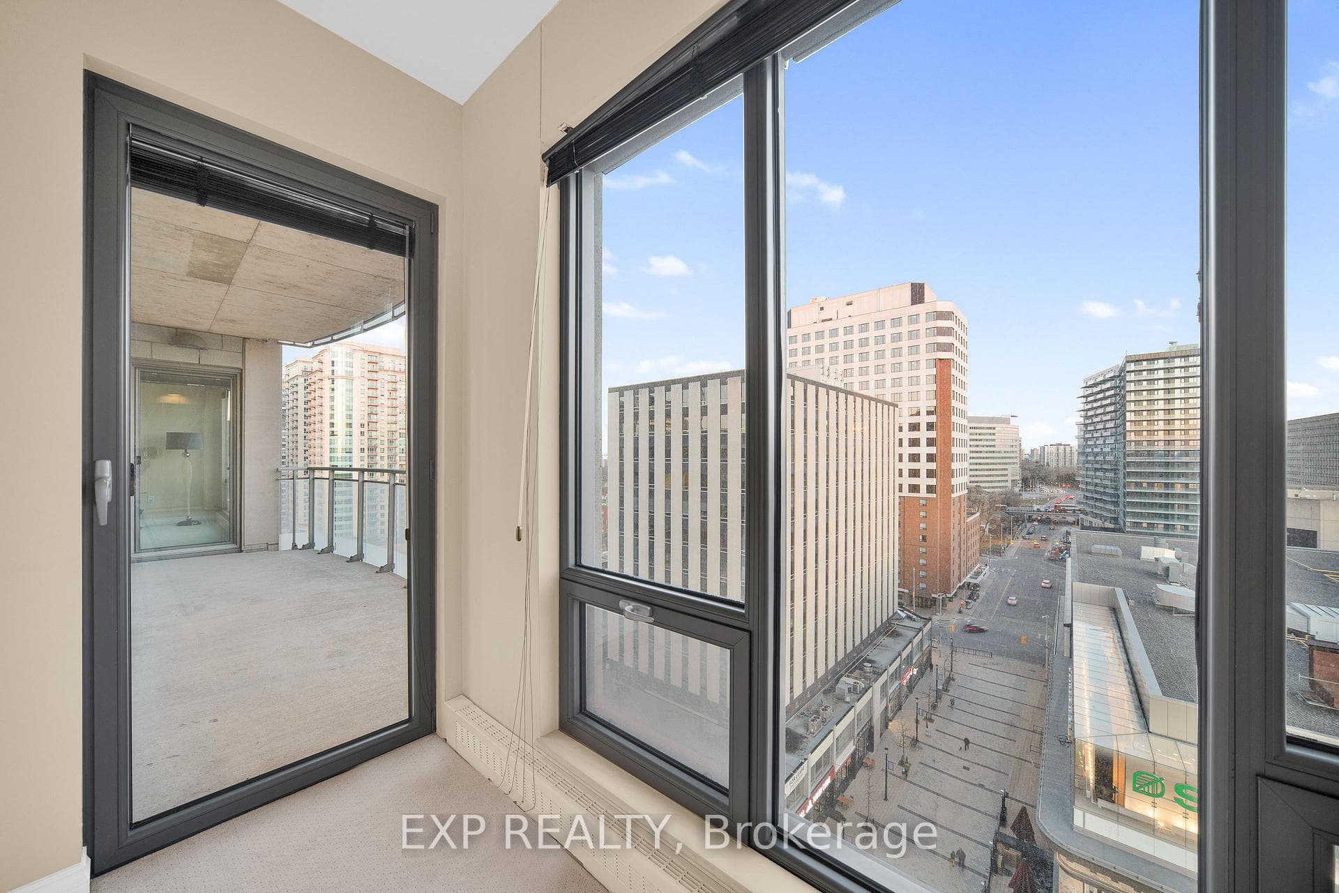 90 George Street Unit 1103 photo 21
