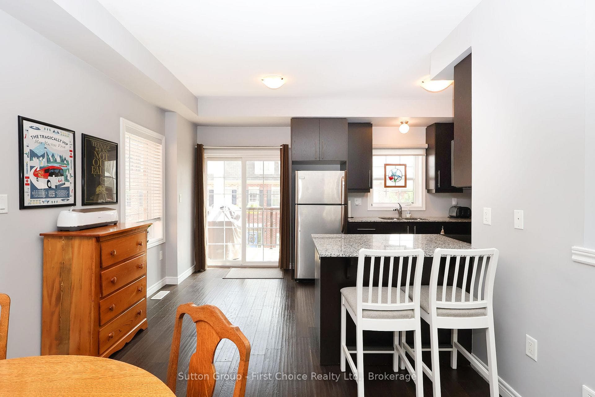 11 John Russell Lane photo 14