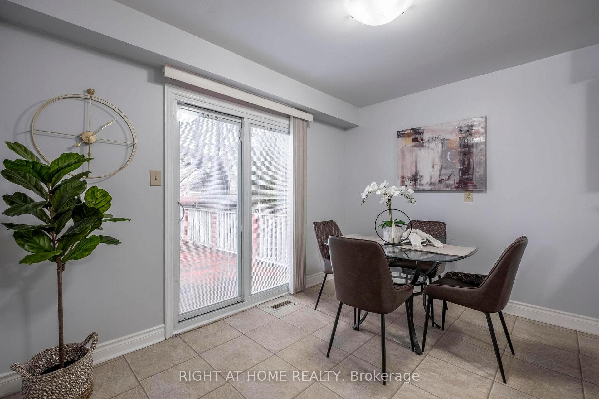 28 Chapman Drive photo 15