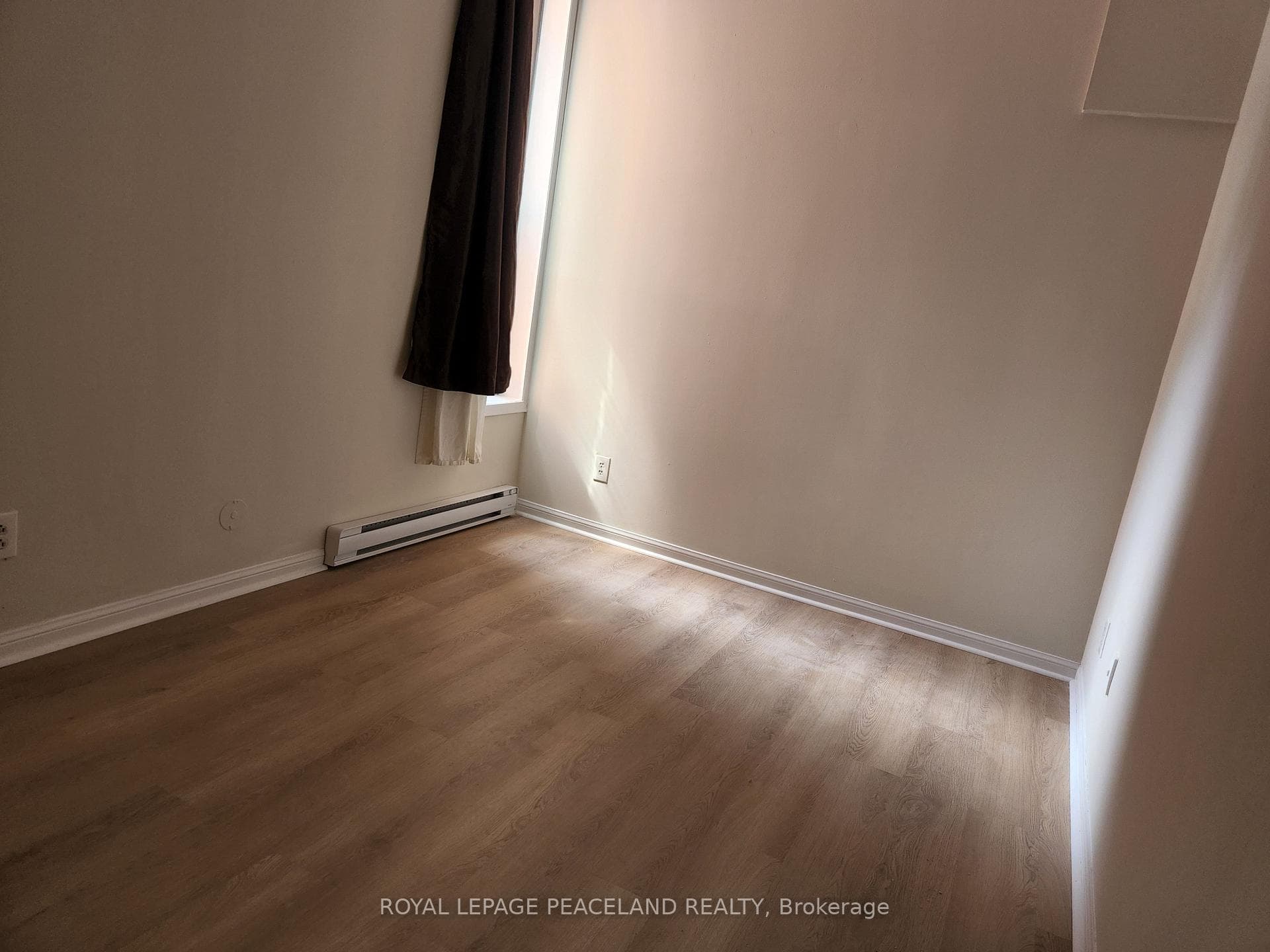 556 Spadina Crescent Unit 2 photo 12