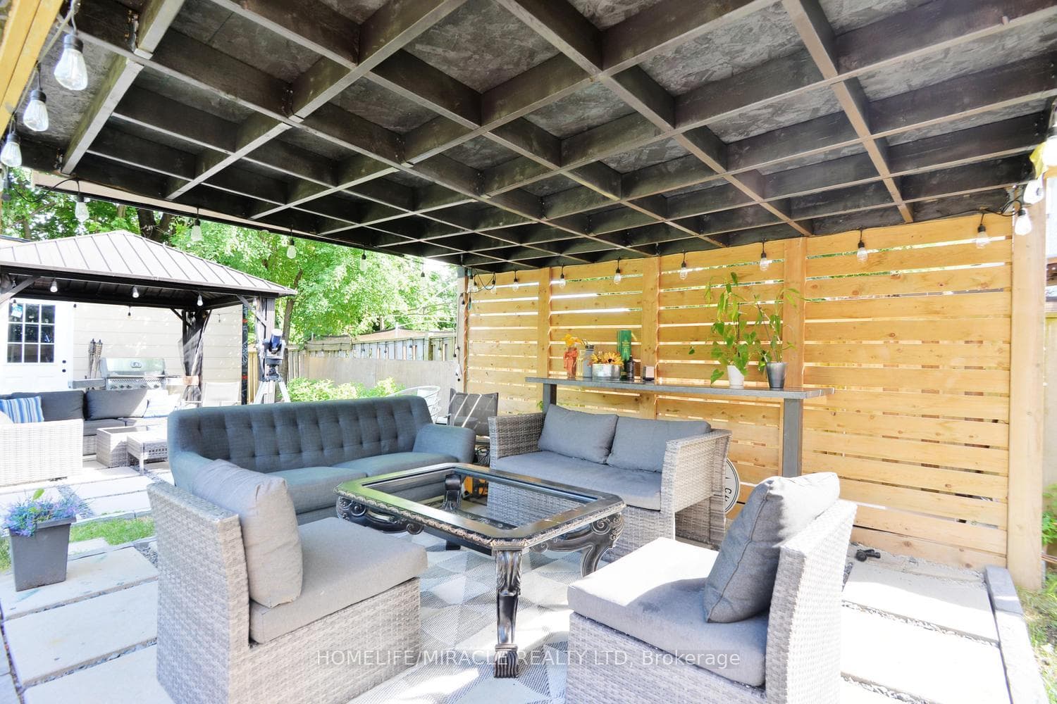 80 Jill Crescent photo 46