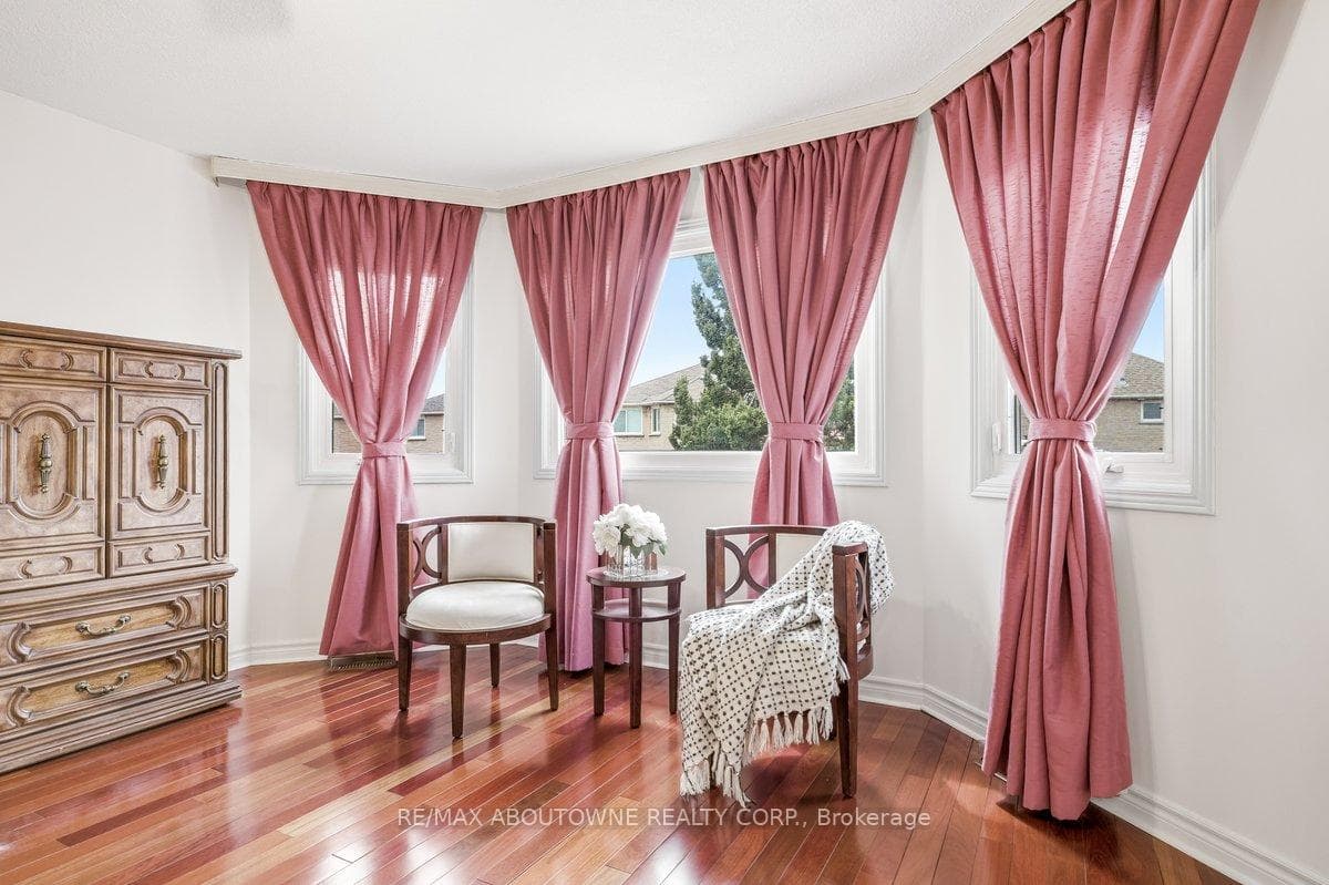 4538 Mayflower Drive photo 20