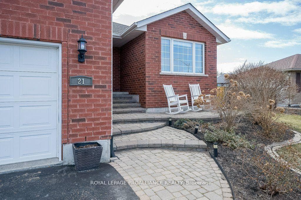 21 Forest Valley Drive photo 2