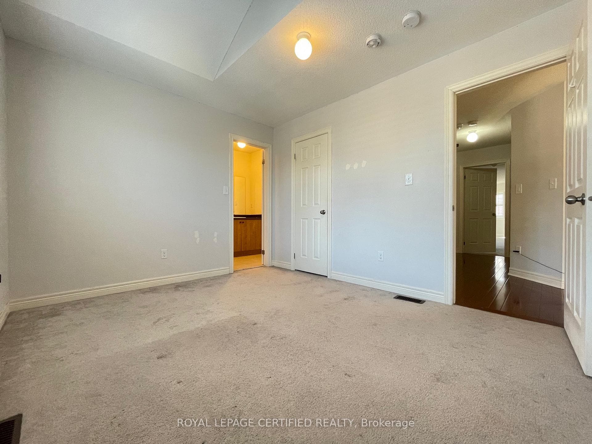 656 Mockridge Terr Terrace photo 38