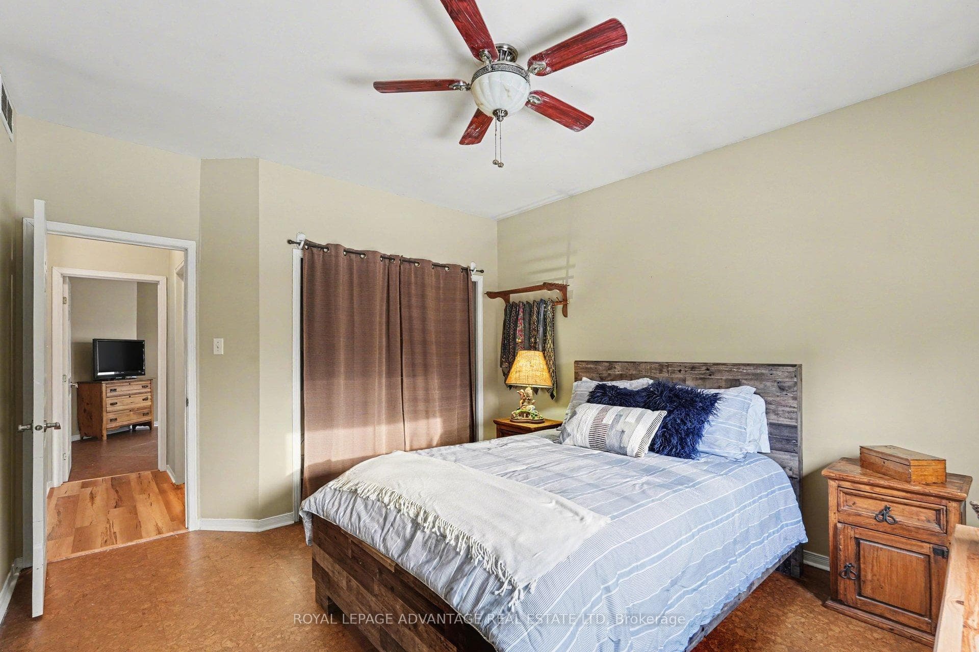 94 Patterson Crescent photo 25