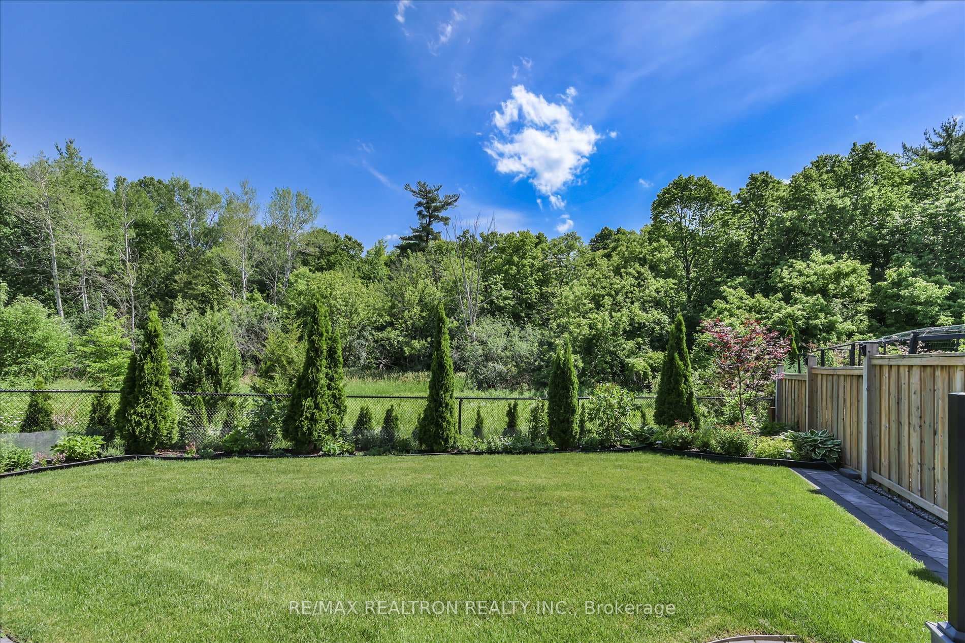 175 William Graham Drive photo 41