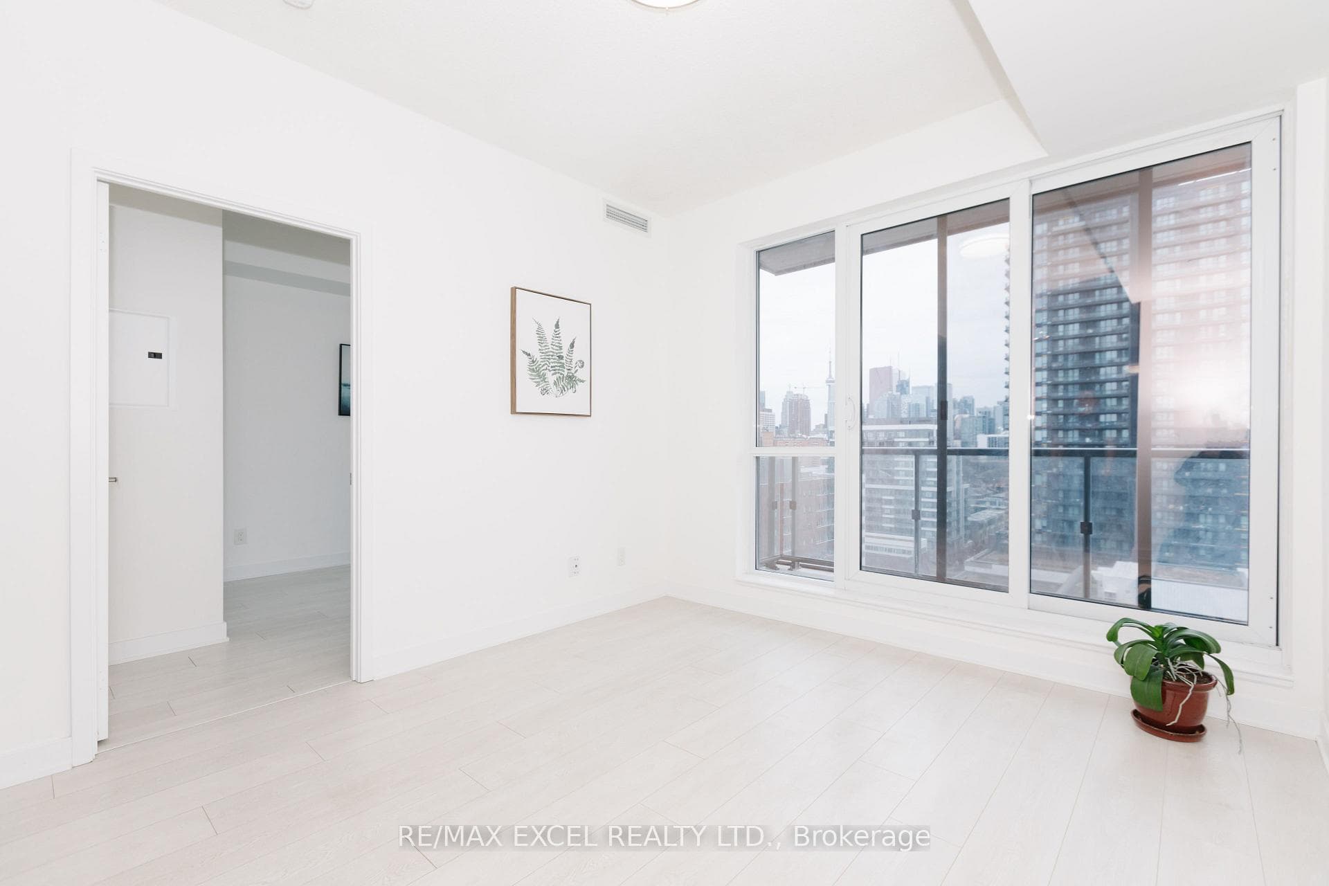 170 Sumach Street Unit 1307 photo 21